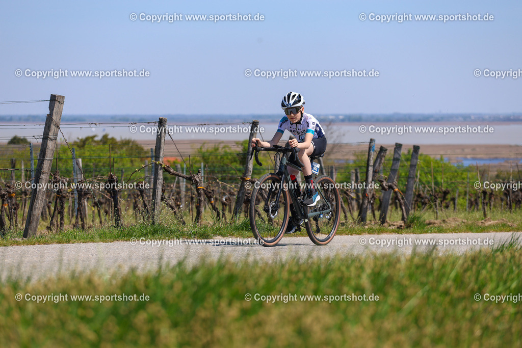 Neusiedlersee Radmarathon 2026 | @sportshot_your_pictrs #yourpictures#roadtowm2029 #nrm #neusiedlerseeradmarathon #neusiedlersee #neusiedlerseetourismus #burgenland #mörbisch #nrm26 #burgenlandtourismus #voglundco #poweredbyburgenlandtourismus #radsport #rad #marathon #ucigranfondo #visitburgenland #ucigranfondoworldseries