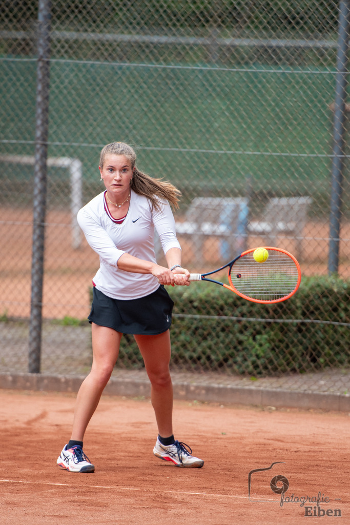 Tennis Wiefelstede Frauen | Tennis Wiefelstede Frauen am 09.06.2024 in Wiefelstede (Am Breeden), Photo: Philip Eiben 2024 - Realisiert mit Pictrs.com