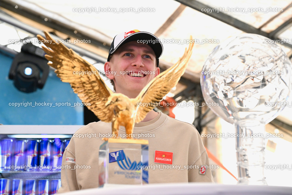 Empfang Daniel Tschofenig | Daniel Tschofenig, Empfang Daniel Tschofenig, Weltcup Kugel, Vierschanzentournee Adler, Empfang Daniel Tschofenig am 10.05.2025 in Hohenthurn (Mehrzweckhaus Hohenthuurn), Austria, (Photo by Bernd Stefan)