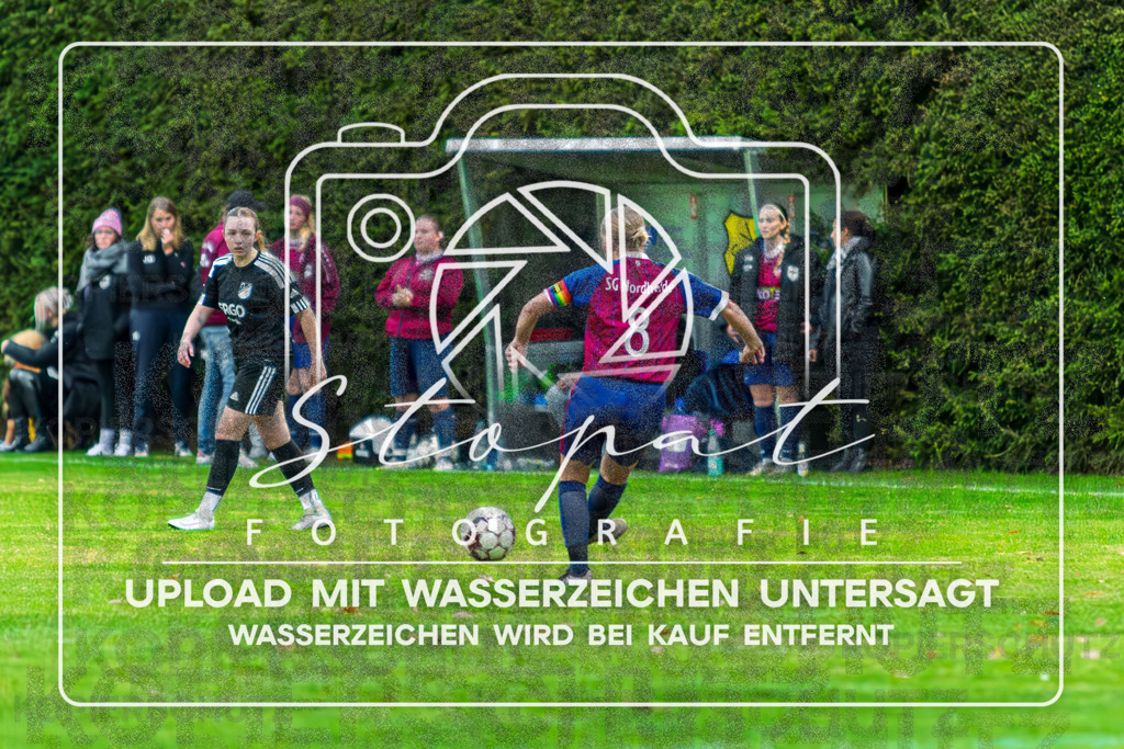 SGNSGF-1017 | Anna Lina Leschke (SG Nordheide #08) beim Damen Kreisliga HK/CE Spiel zwischen SG Nordheide und SG Fulde im Sportplatz Vethem, Vethem (Simon Paul Stopat) - Realisiert mit Pictrs.com