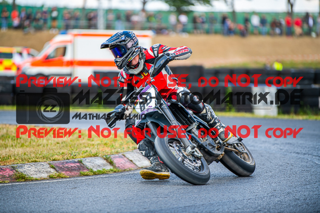 MaZZes_FotoMatrix_220528_4759 | Fotograf Mathias Schmid
Sportfotograf,
Eventfotograf,
Hochzeitsfotograf,
Portraitfotograf