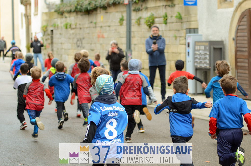 AOK JuniorCup 400m | 3Koenigslauf 2023 - Realisiert mit Pictrs.com