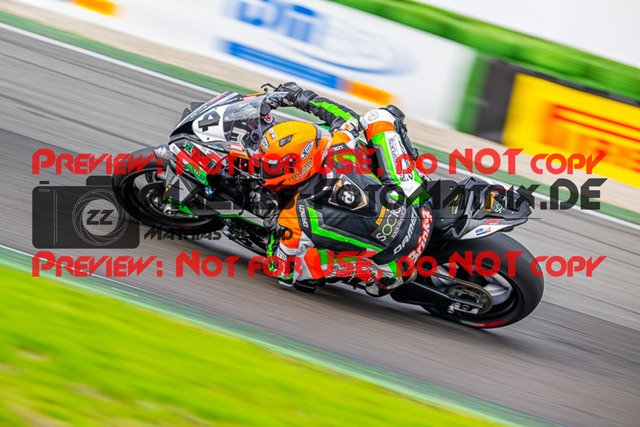 MaZZes_FotoMatrix_220924_0326 | IDM1000