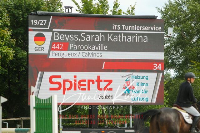 DKP43748 | Turniersportfotografie; Pferdefotografie; Dressurfotografie