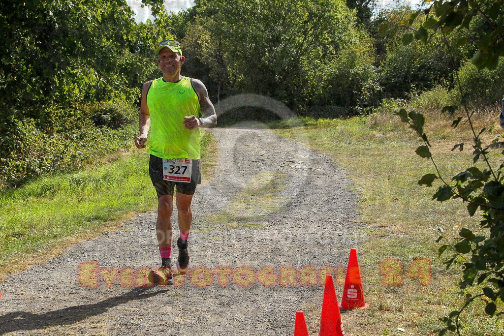 250830_1208_EV4_3894 | Sportfotografie im Rhein-Sieg Kreis, Köln, Bonn, NRW, Rheinland Pfalz, Hessen, etc. Unser Tätigkeitsfeld umfasst den Laufsport vom Volkslauf über den Marathon, Duathlon, Triathon bis zum Ultralauf wie Kölnpfad Ultra oder Schindertrail.