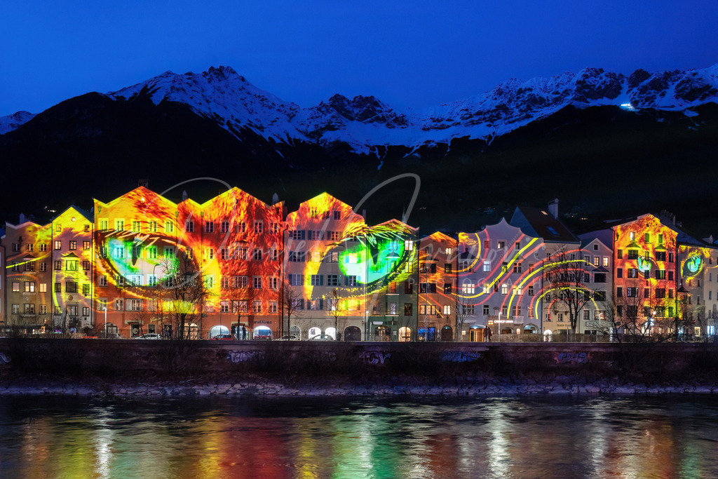 Bergsilvester | Fassadenmapping Mariahilf Bergsilvester 2022