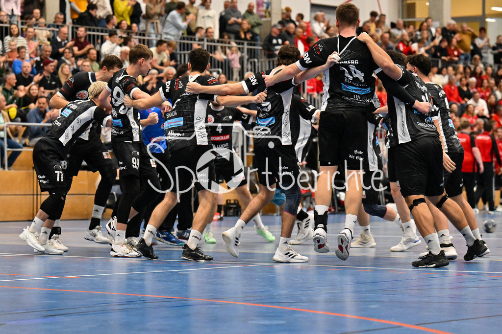 TSV Friedberg - TSV Aichach | Professionelle Sportfotos aus den Bereichen Fußball, Eishockey, Handball und vieles mehr. Ob Sieg oder Niederlage