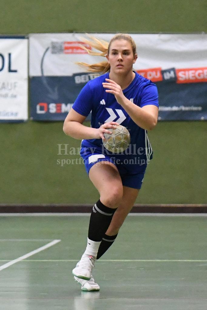 SSG Metten : TSV Indersdorf   | Snebli, Emily (SSG Metten Damen) - Realisiert mit Pictrs.com