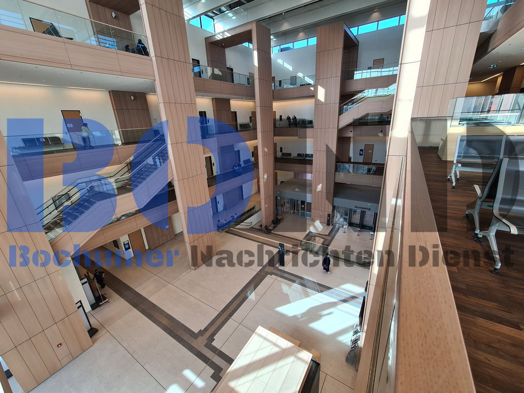  25.02.2021 - 
 | Sebastian Sendlak / Bochumer Nachrichtendienst (BOND) - Bochum Allgemein - Justizzentrum - Realisiert mit Pictrs.com
