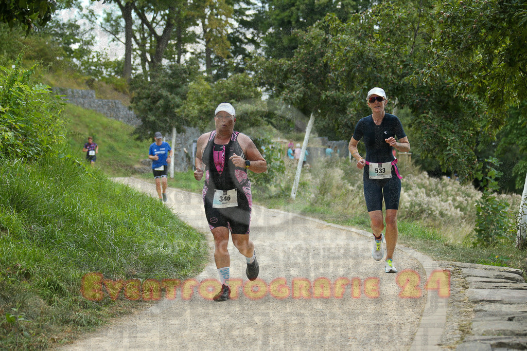 250824_1408_EX1_5102 | Sportfotografie im Rhein-Sieg Kreis, Köln, Bonn, NRW, Rheinland Pfalz, Hessen, etc. Unser Tätigkeitsfeld umfasst den Laufsport vom Volkslauf über den Marathon, Duathlon, Triathon bis zum Ultralauf wie Kölnpfad Ultra oder Schindertrail.