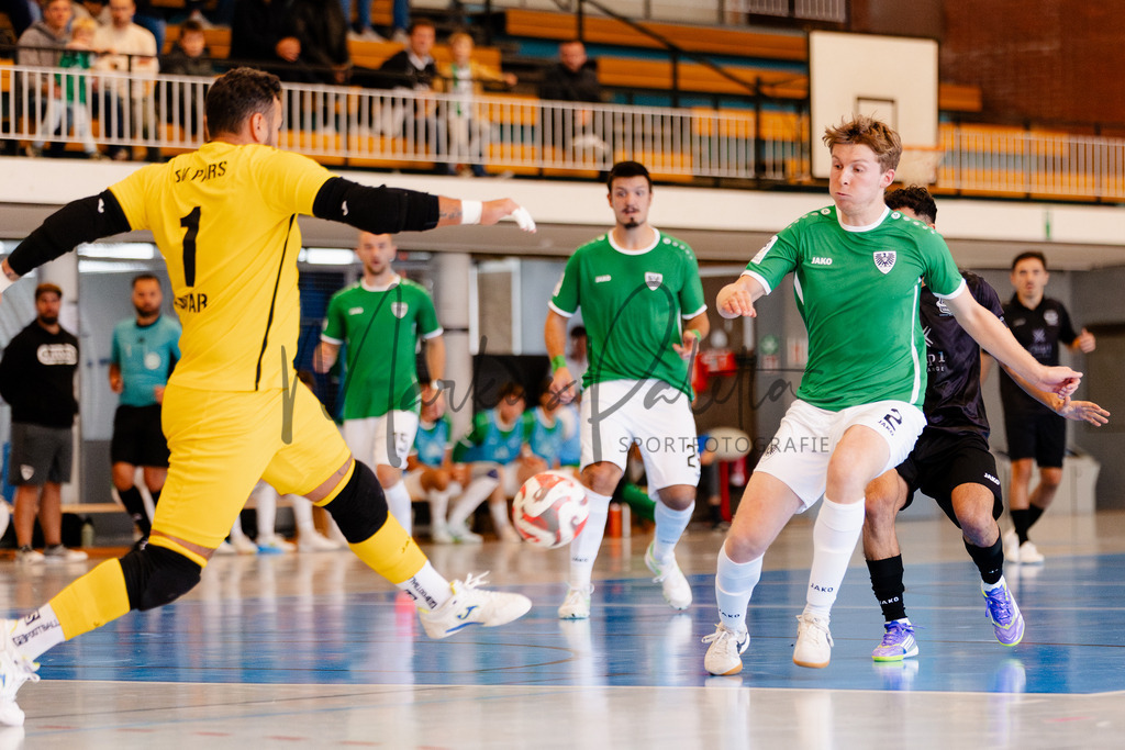 Futsal-Bundesliga, Saison 2025/2026, 4. Spieltag: SC Preußen Münster - SV Pars Neu-Isenburg | Futsal-Bundesliga, Saison 2025/2026, 4. Spieltag, SC Preußen Münster empfängt SV Pars Neu-Isenburg in der Universitäts-Sporthalle in Münster. Foto: sportfotografie.ms | Markus Paletta - Realisiert mit Pictrs.com