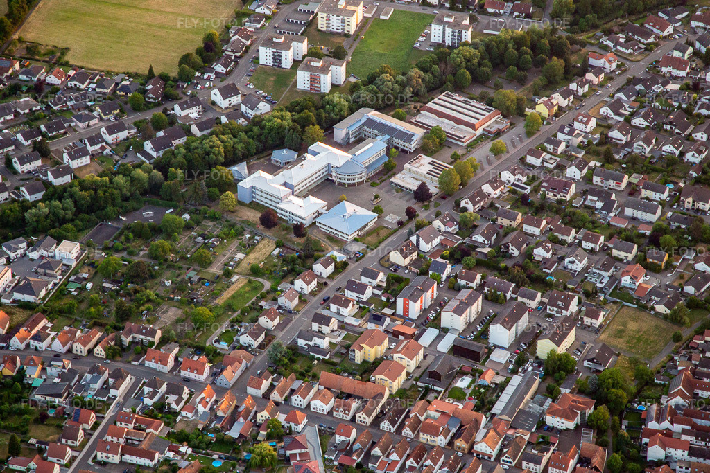 Luftbild: PAMINA-Schulzentrum Herxheim in Herxheim bei Landau im Bundesland Rheinland-Pfalz in Deutschland. Foto: IMG_137276.jpg vom 24.06.2023 durch Werner Riehm/FLY-FOTO.dePamina-Schulzentrum - Herxheim