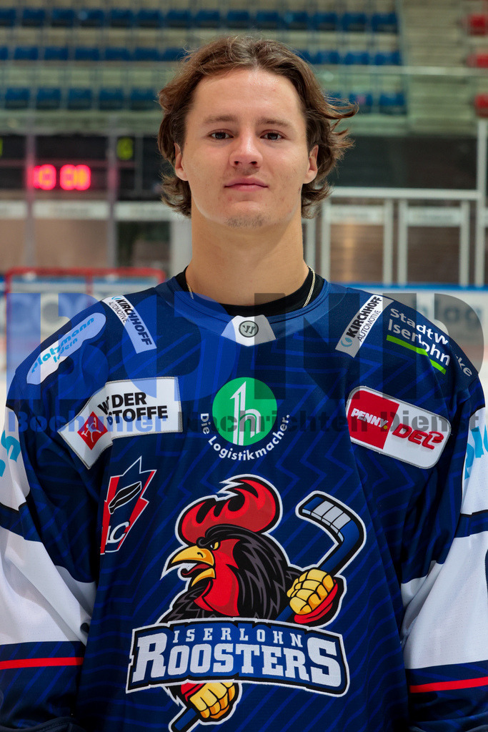 Deutsche Eishockey Liga (DEL): Iserlohn Roosters Teamshooting {date} -  | {headline}(Foto: Sebastian Sendlak / BOND) - Realisiert mit Pictrs.com