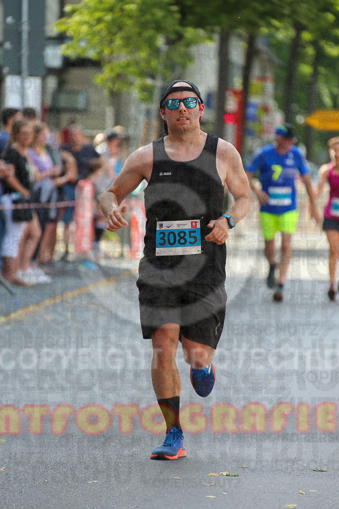 220625_1702_EX1_5870 | Sportfotografie im Rhein-Sieg Kreis, Köln, Bonn, NRW, Rheinland Pfalz, Hessen, etc. Unser Tätigkeitsfeld umfasst den Laufsport vom Volkslauf über den Marathon, Duathlon, Triathon bis zum Ultralauf wie Kölnpfad Ultra oder Schindertrail.