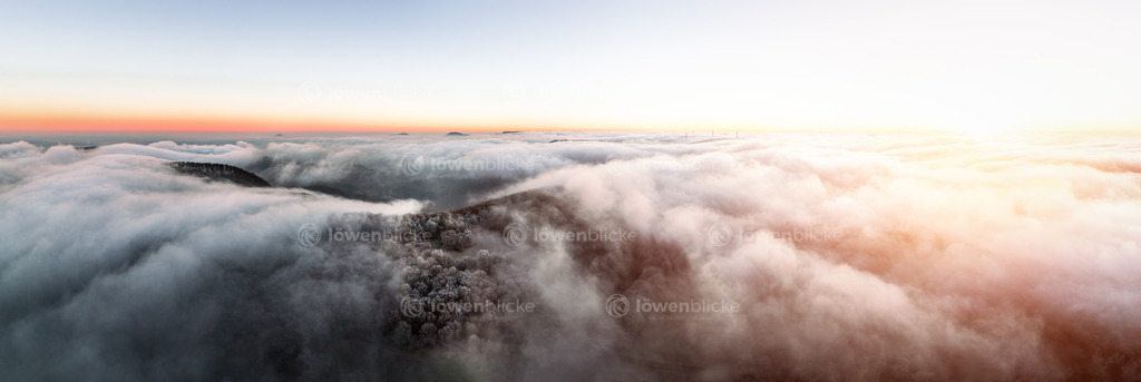 Nebelwalze auf der Albhochfläche bei Oberböhringen | löwenblicke | shop