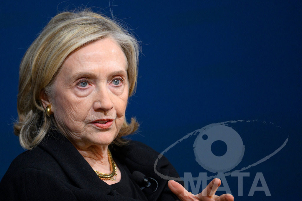 _DWA3989 | Die US-Politikerin Hillary Clinton auf der Veranstaltung Bridging Scholarship and Statecraft im Rahmen der Münchner Sicherheitskonferenz 2026. München, 13.02.2026 Bayern Deutschland  - Realisiert mit Pictrs.com