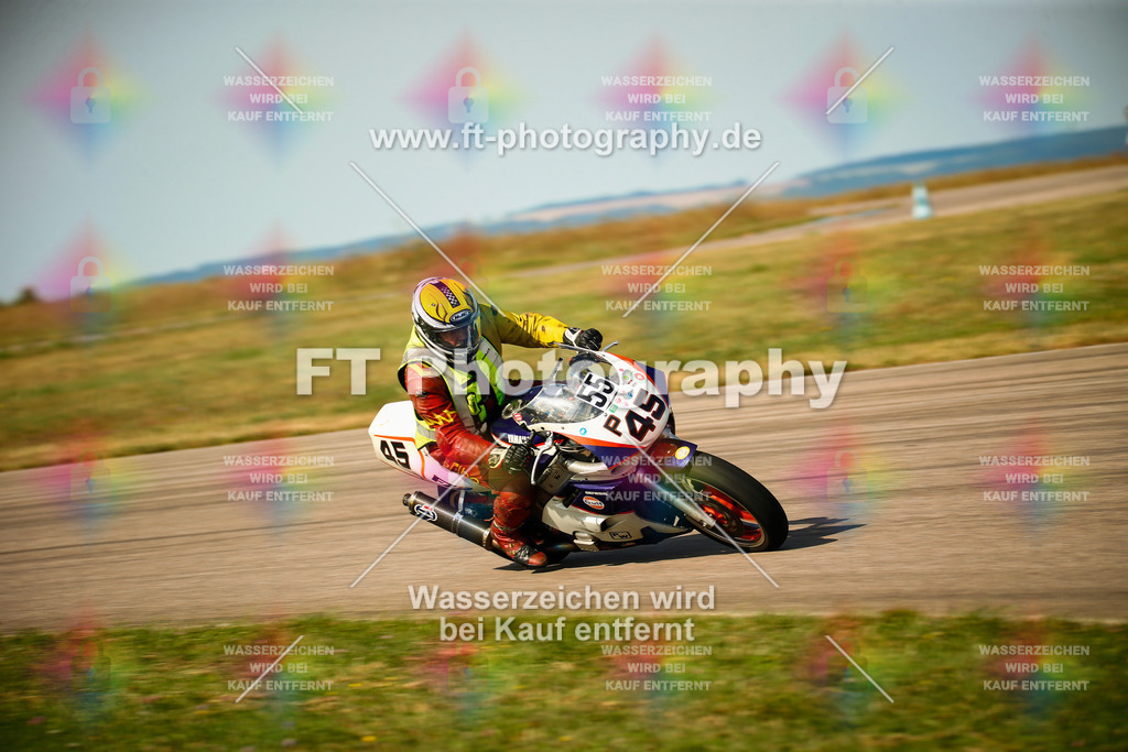 _MOT5827 | Hier findet Ihr Bilder von Touristenfahrten auf der Nürburgring Nordschleife oder von anderen Veranstaltungen die ich besucht habe. Viel Spass beim Durch Schauen 