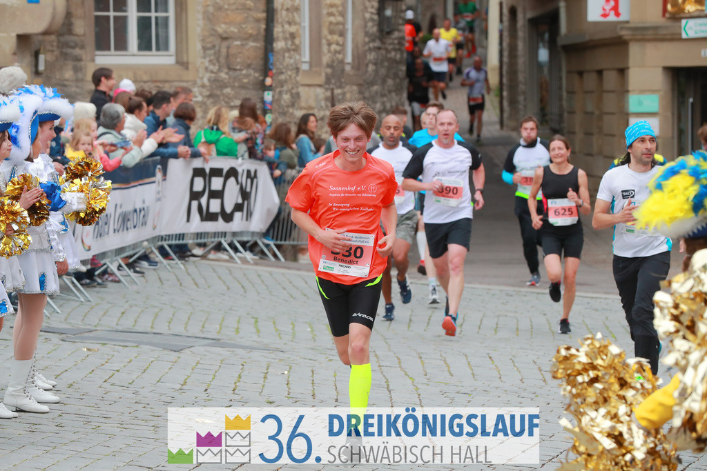 VR Bank Hauptlauf 10km | 3königslauf 2022 VR Bank Hauptlauf - Realisiert mit Pictrs.com