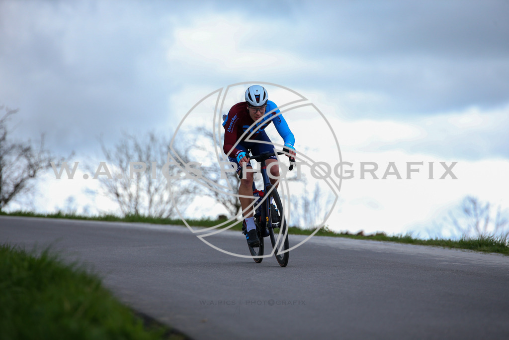 ..... | LEONDING,AUSTRIA,24.März.24 - 63.Radsaisoneröffnungsrennen Leonding Road Cycling League , Image shows: 
Photo: WAPICS / Andreas Willdoner