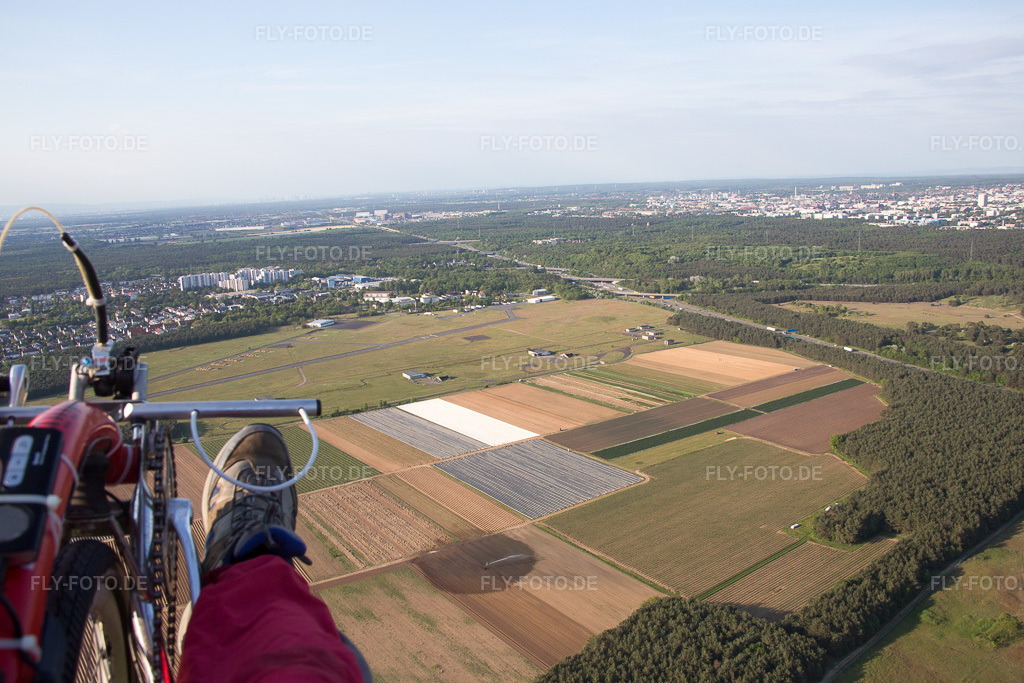 Luftbild: Griesheim, August-Euler Flugplatz im Ortsteil August-Euler-Fluplatz in Darmstadt im Bundesland Hessen in Deutschland. Foto: IMG_088434.jpg vom 17.05.2016 durch Werner Riehm/FLY-FOTO.de