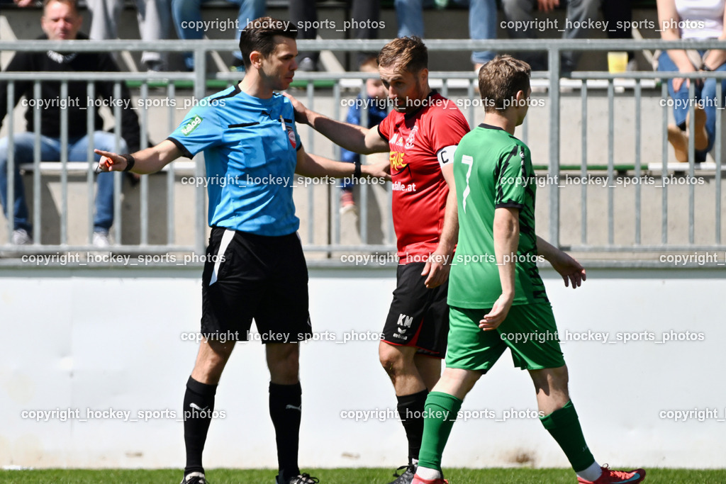 SC Landskron vs. SV Falle Maria Gail | Emanuel Johann Kulterer Referee, #11 Philipp Stotz SV Maria Gail, #7 Markus Ulbing SC Landskron, SC Landskron vs. SV Falle Maria Gail, SC Landskron vs. SV Falle Maria Gail am 17.05.2026 in Villach (Sportanlage Landskron), Austria, (Photo by Bernd Stefan)