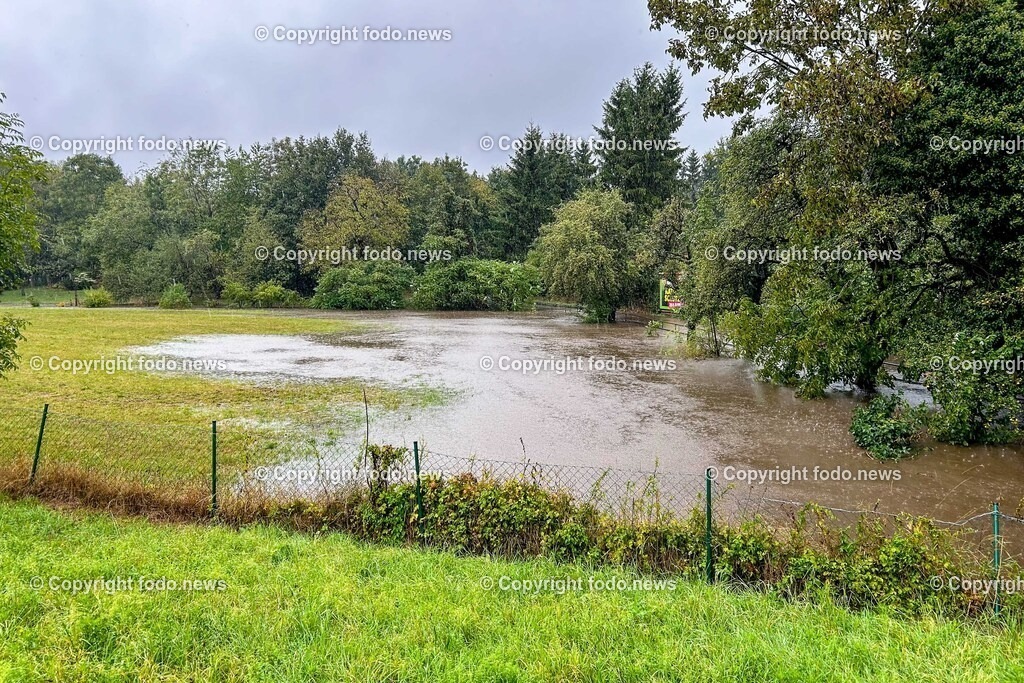 Linz_ Urfahr_ Hochwasser_ 14.09.2024-14 | 14.09.2024, Linz, AUT, Urfahr, Hochwasser, im Bild in Linz Urfahr ist der Diesenleitenbach ueber die Ufer getreten  - die Linzer Strasse ist gesperrt, Regen, Regenfaelle, Starkregen, Tropfen, Wasser