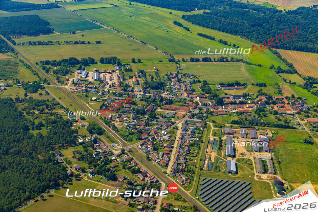 Luftbild Vs Google Maps  Mahlwinkel  Angern -Das Luftbild wurde 2025 vom UL-Flugzeug heraus erstellt ( keine Drohnenluftbilder ) - Hochauflösende Luftaufnahme -Nicht vergleichbar mit Google Maps oder Satelittenbilder- Die Geschenkidee !Mit Lizenz und Bildrechte bestellbar