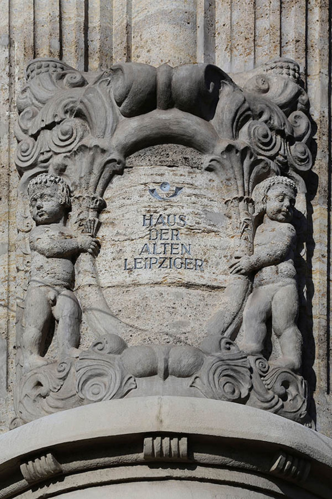 Bildlexikon Leipzig - Bamberger & Hertz - Königsbau - Haus der Alten Leipziger | Das Team hinter BILDLEXIKON LEIPZIG bündelt historische wie aktuelle Informationen über die Stadt Leipzig in Text und Bild auf einer Plattform und stellt diese der interessierten Öffentlichkeit zur Verfügung.