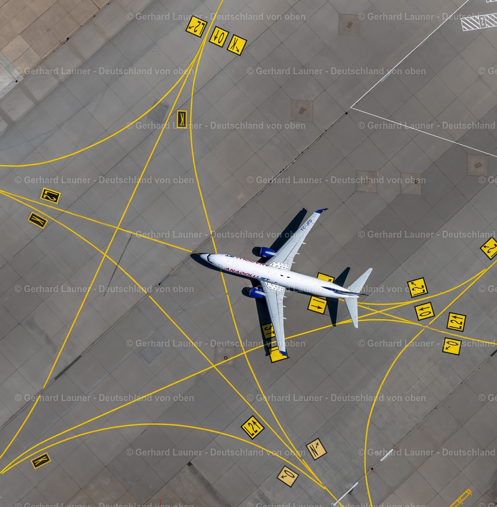 4034381 | Flughafen Stuttgart