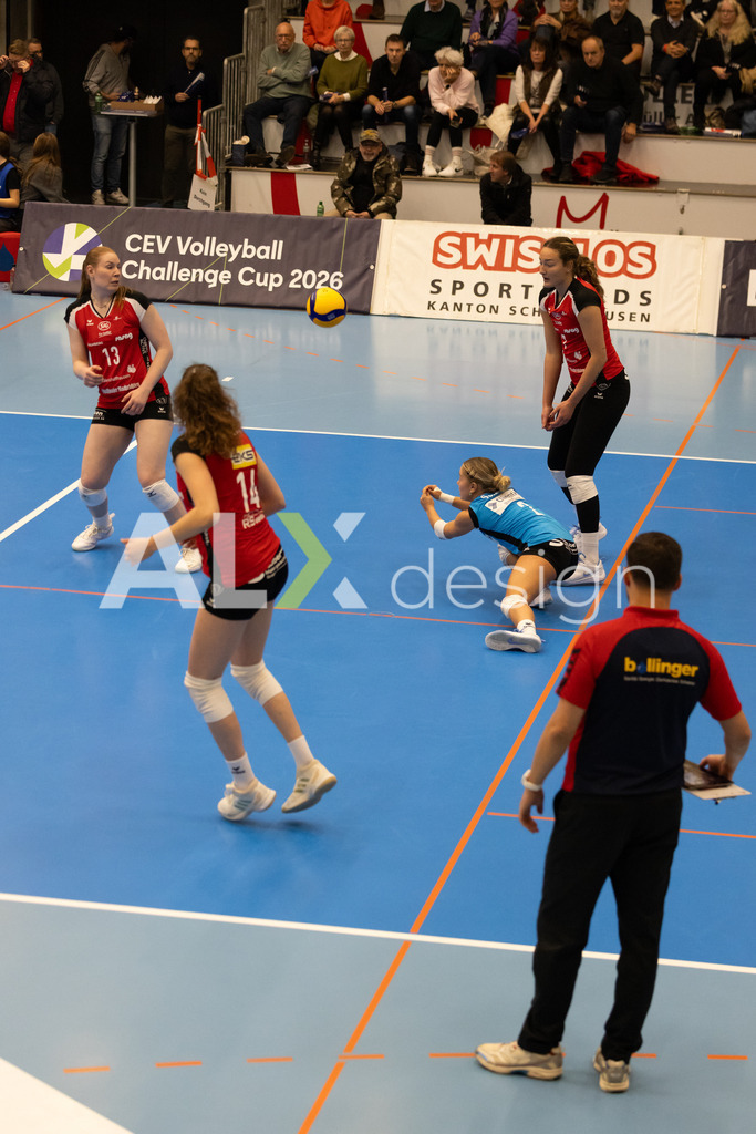 Volleyball I Frauen I Saison 2025-2026 I CEV Volleyball Challenge Cup 2026 | Women I 16th Finals I VC Kanti Schaffhausen - TJ Ostrava I 03.12.2025 | VC Kanti Schaffhausen - 2 Kimi Schnegg (CH) – Libera - Realisiert mit Pictrs.com