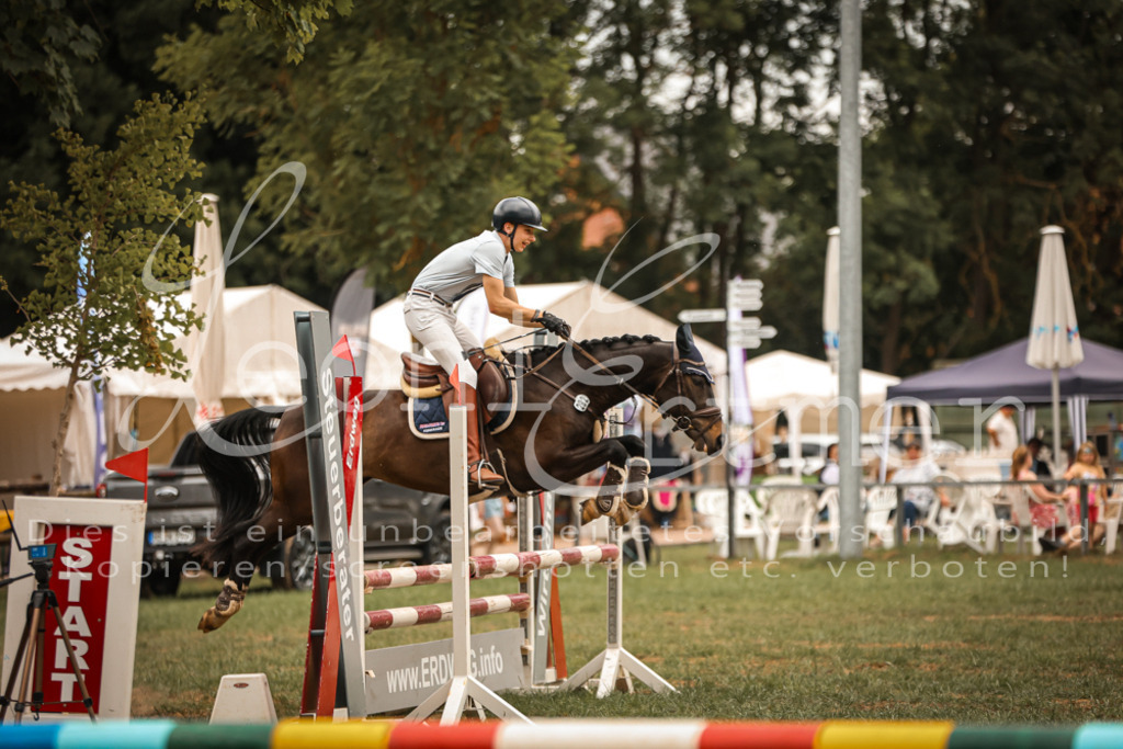 17.SaStA00070 | Leoni Ertmer Photography - Realisiert mit Pictrs.com