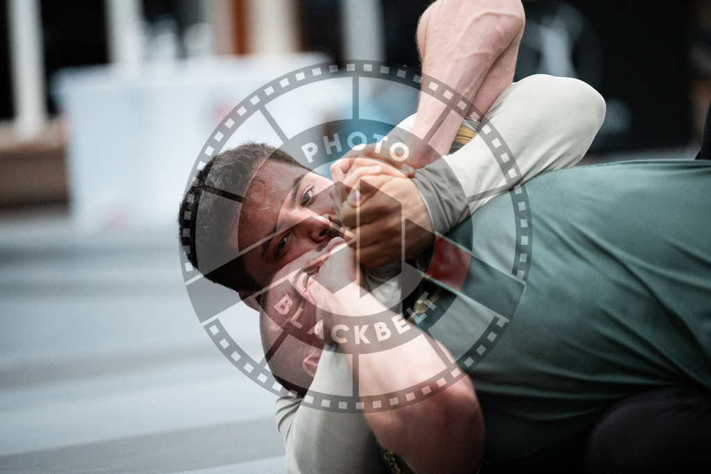 20251129PBB8940 | Fighters compete during the luta livre competition ILLCS XI winter edition on November 29, 2025 in Hannover, Germany.