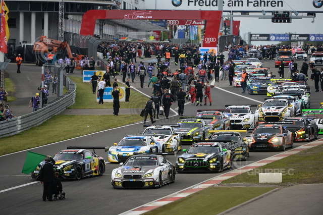 24hNbg16_SM70116 | (88): Uwe Alzen, Lance David Arnold, Maximilian Götz, Jan Seyffarth - (18): Augusto Farfus, Jesse Krohn, Jörg Müller, Marco Wittmann - Realisiert mit Pictrs.com