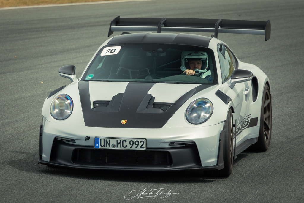 R6AT2176 _Alexander Tschuncky | Entdecken Sie die faszinierende Welt von Alexander Tschuncky Arts: Kreative Fotografie, atemberaubende Automobilkunst und hochwertiger Bilderdruck. Lassen Sie sich inspirieren! - Realisiert mit Pictrs.com