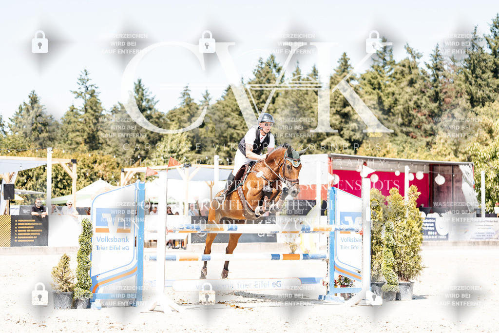 CK900768 | Turnierfotografie Pferdefotografie Trier Rheinland-Pfalz Pferdesport Reitsport Tierfotografie Sportfotografie Pferdevideo Pferdevideografie Equestrianvideography equestrianphotography  - Realisiert mit Pictrs.com