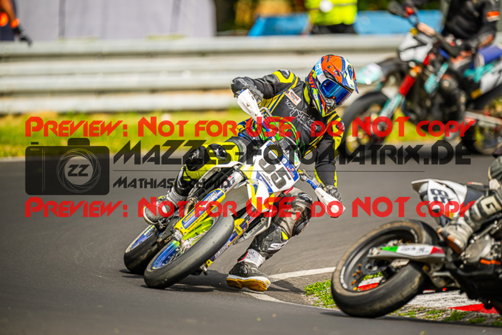 MaZZes_FotoMatrix_230701_8822 | S4