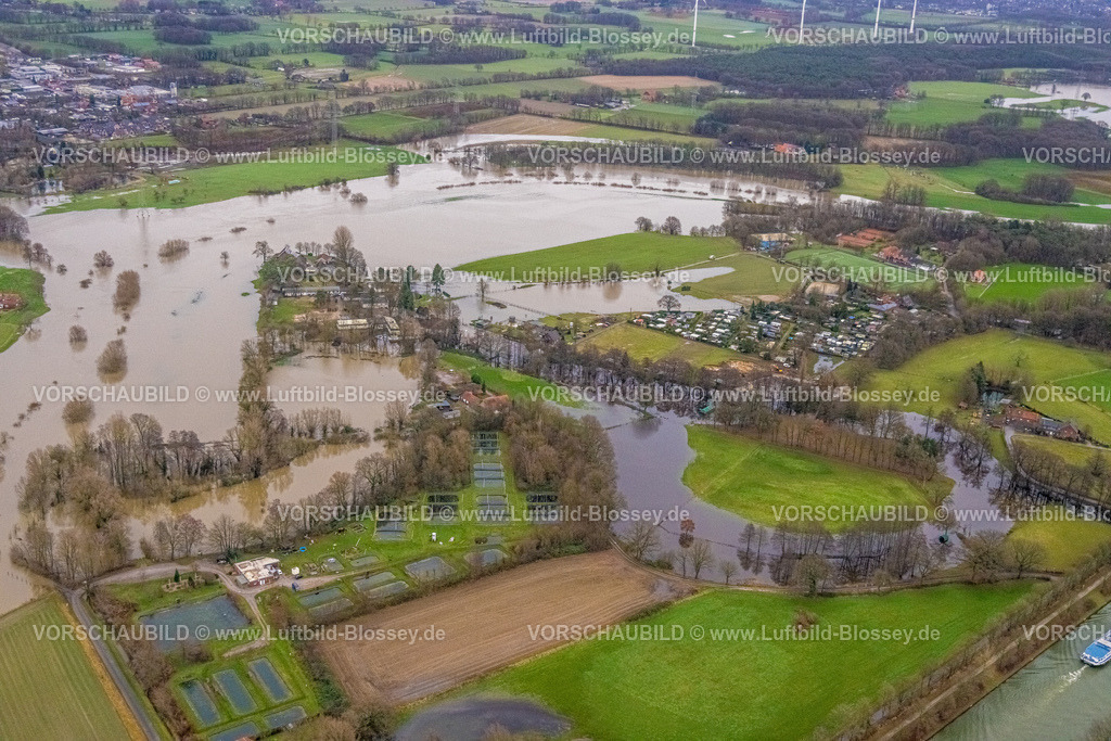 Schermbeck231204148Lippe | Luftbild vom Hochwasser der Lippe, Weihnachtshochwasser 2023, Fluss Lippe tritt nach starken Regenfällen über die Ufer, Überschwemmungsgebiet Im Aap mit Forellenzentrum Naroda und Campingplatz Brucks Albrecht, Gahlen, Schermbeck, Ruhrgebiet, Nordrhein-Westfalen, Deutschland
