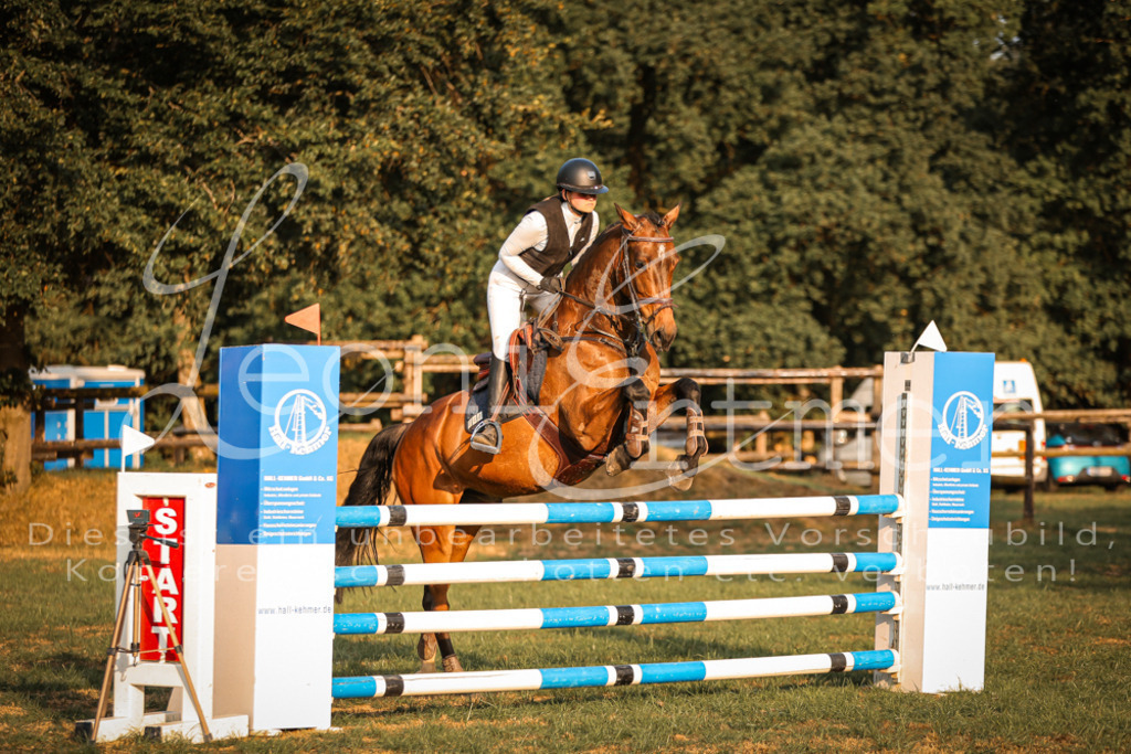 24.FrSpL00083 | Leoni Ertmer Photography - Realisiert mit Pictrs.com