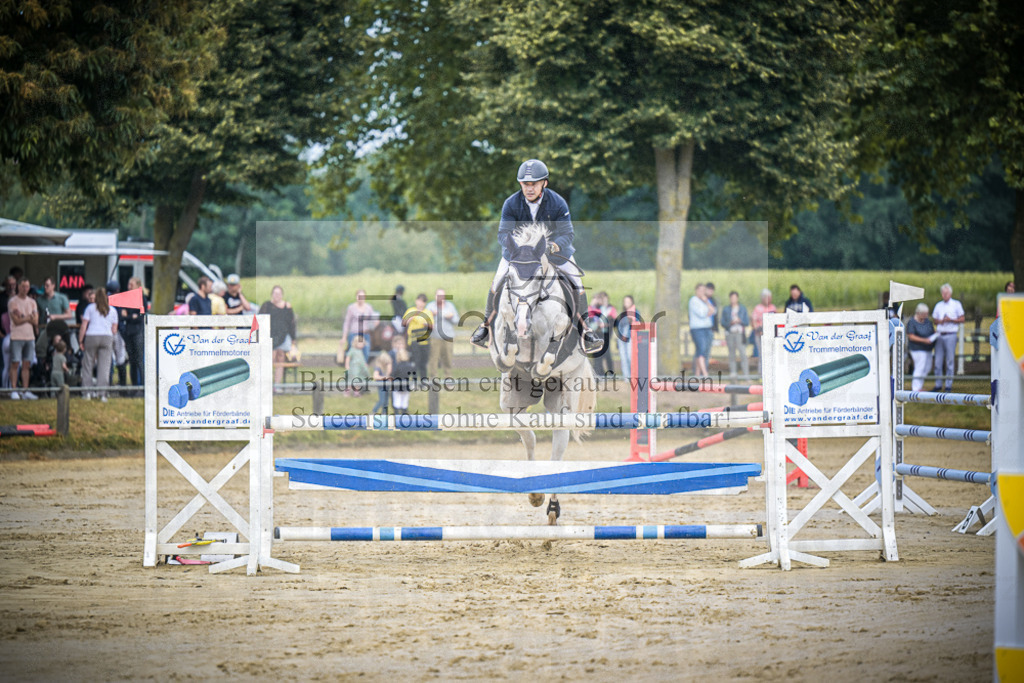 DOS_1910 | Entdecke hochwertige Reitturnierfotos von Foto Oger. Professionell, emotional und authentisch – jetzt Lieblingsmomente im Shop bestellen.Deutschlandweite Turnierfotografie. - Realisiert mit Pictrs.com
