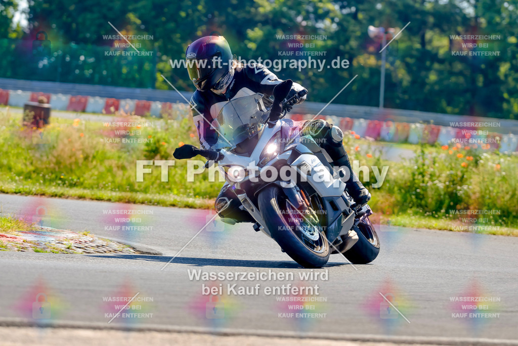 _MOT9083 | Hier findet Ihr Bilder von Touristenfahrten auf der Nürburgring Nordschleife oder von anderen Veranstaltungen die ich besucht habe. Viel Spass beim Durch Schauen 