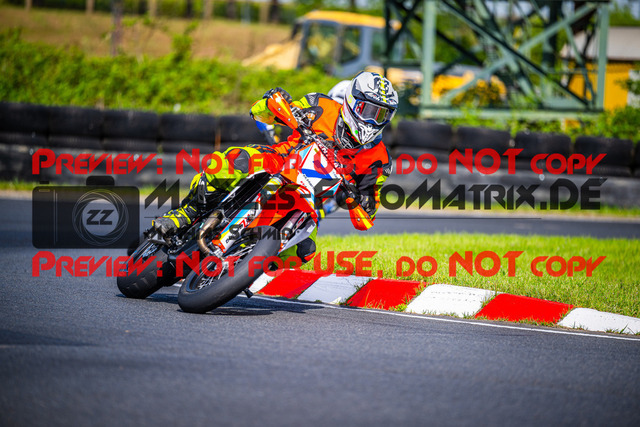 MaZZes_FotoMatrix_240430_6021986_5280 | Fotograf Mathias Schmid
Sportfotograf,
Eventfotograf,
Hochzeitsfotograf,
Portraitfotograf