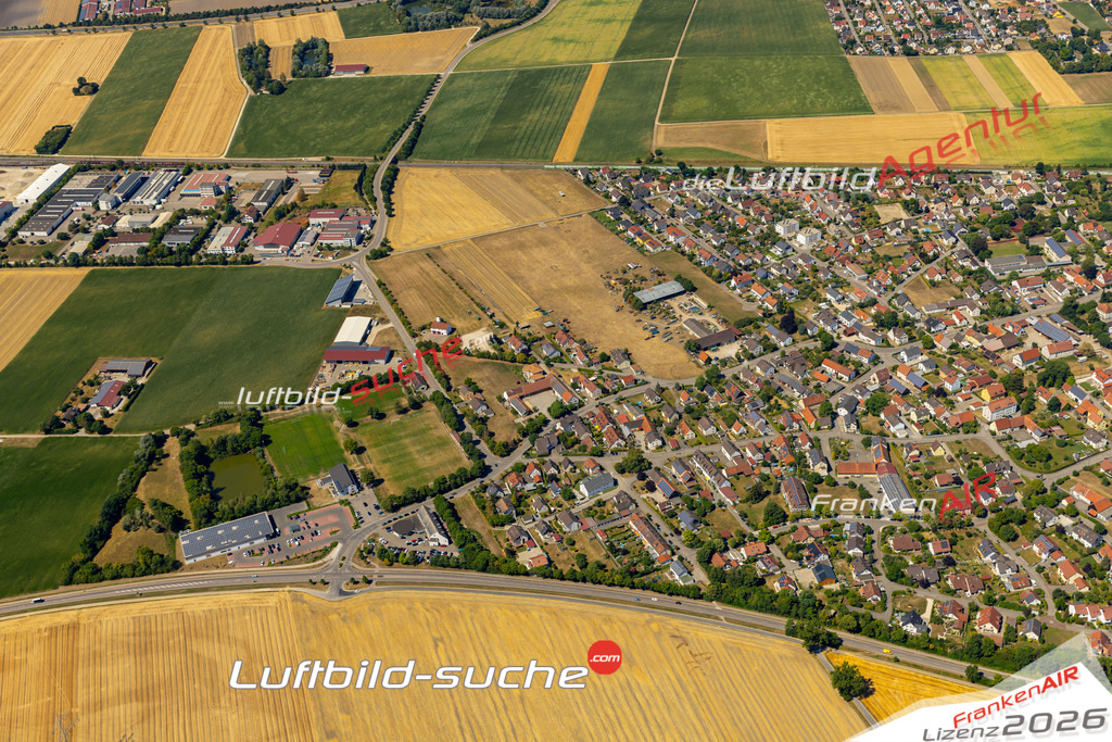 Die Luftaufnahme Herbertshofen - Meitingen wurde 2022 vom Flugzeug aus (keine Drohne) erstellt. Hohe Auflösung -für große Poster und Wandbilder geeignet - Garantiert!
