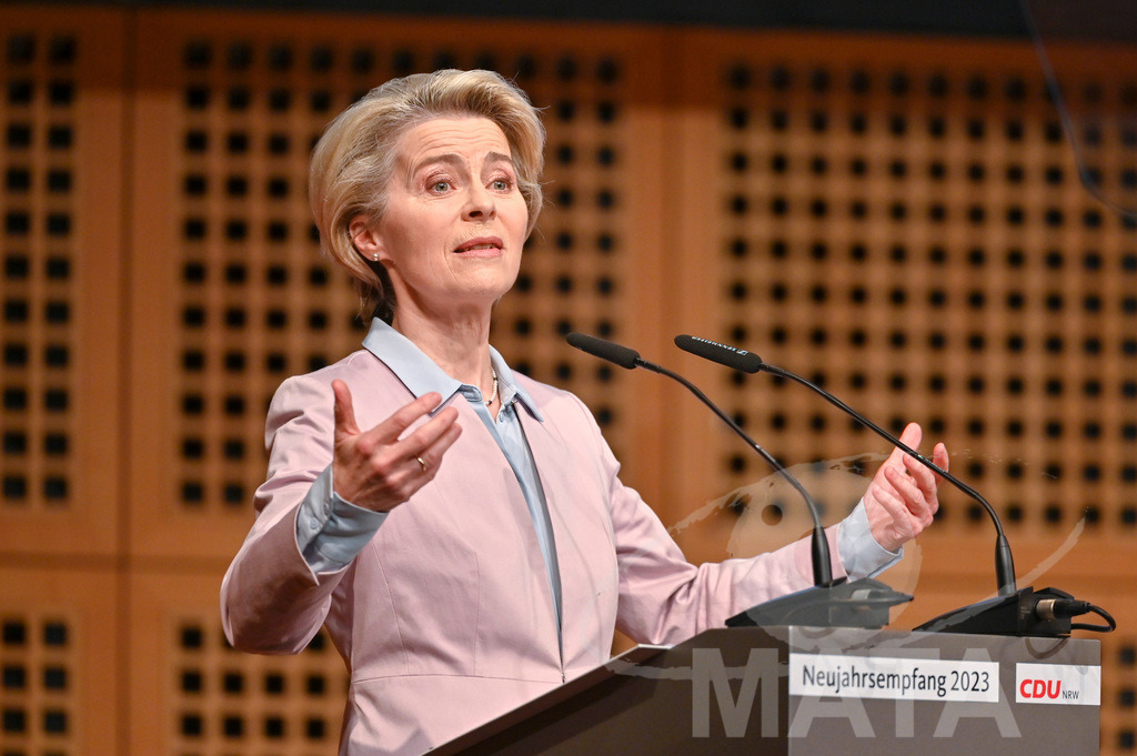 _DWI0864 | Politikerin Ursula von der Leyen beim CDU-NRW Neujahrsempfang in Düsseldorf. Düsseldorf, 28.01.2023 - Realisiert mit Pictrs.com