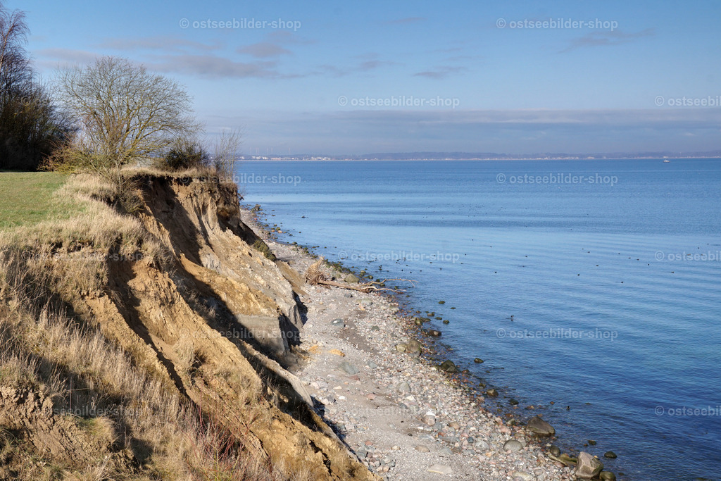 Am Brodtener Ufer | Vom Brodtener Ufer geht der Blick über die Lübecker Bucht zur Ostseeküste bei Sierksdorf und Neustadt.