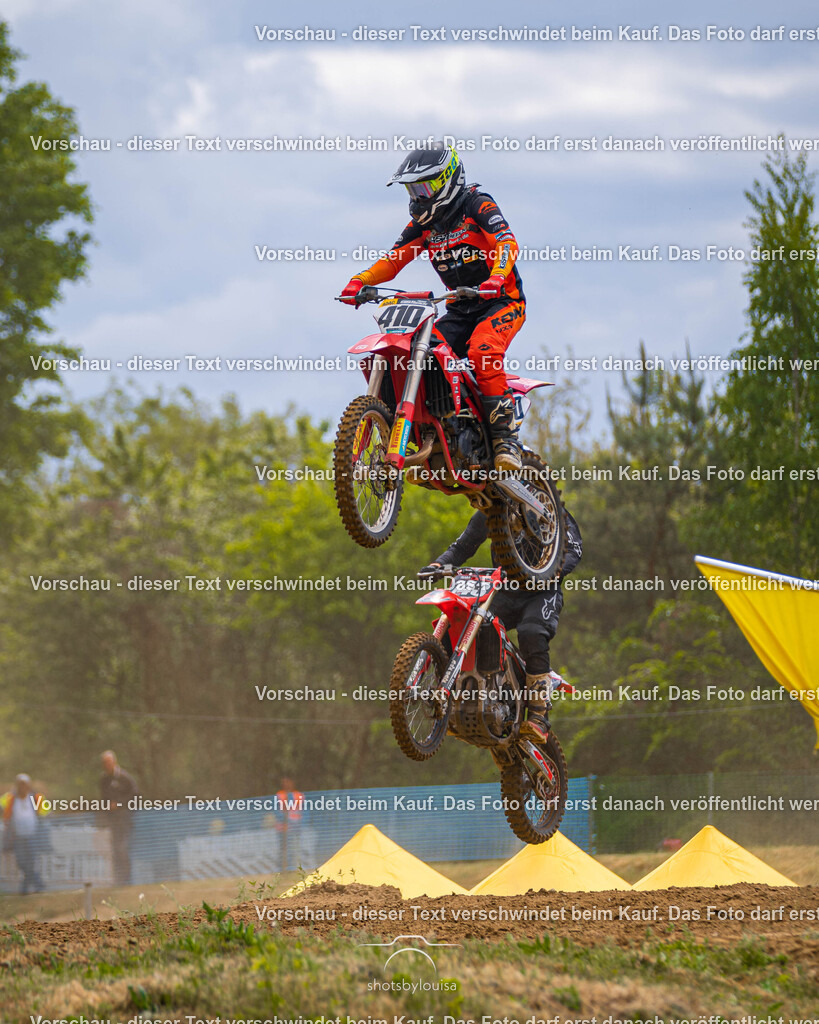 05_17_GroßGlienicke_clubsport-0547 | Sportfotografin aus Berlin-Brandenburg mit Fokus auf Motocross. Ich halte deine sportliche Leistung und echte Emotionen auf und neben der Strecke professionell fest. Entdecke die Fotos von deinem Rennen und bestelle sie direkt hier im Shop.