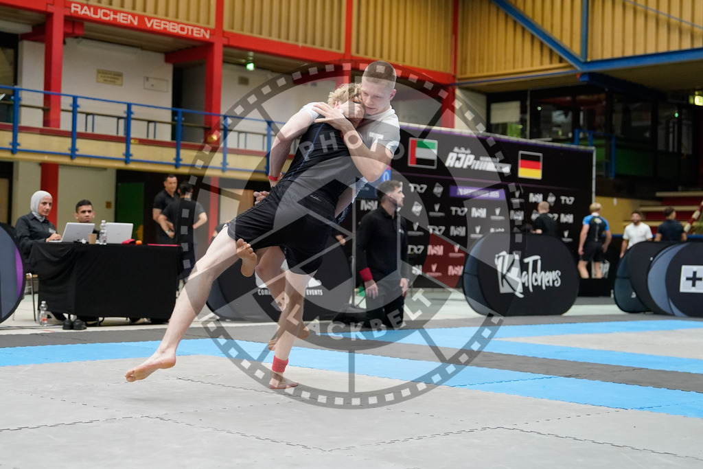 20250920PBB6611 | Athletes compete during the AJP Tour Hamburg International Jiu-Jitsu Championship, on September 20, 2025 in Hamburg, Germany. © Chiara Dazi / photoblackbelt
