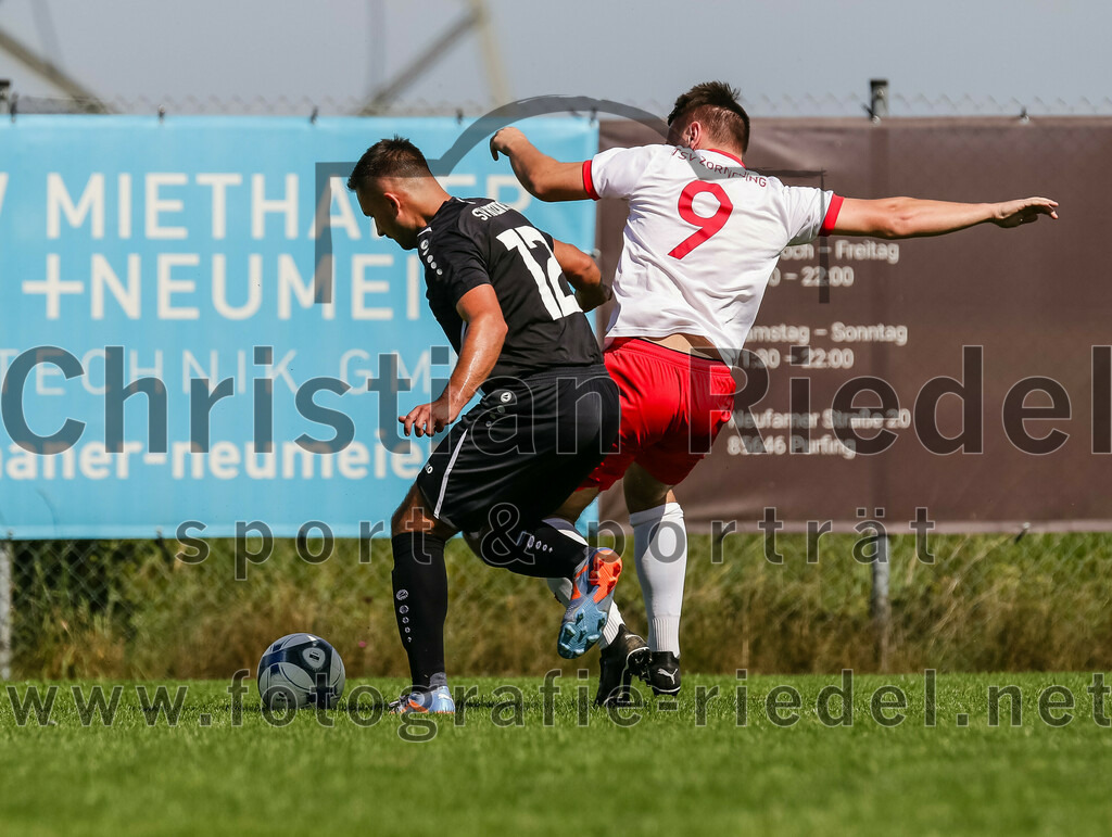2023-09-17_043_SG_Anzing-Parsdorf_II_gegen_TSV_Zorneding_II | Anzing, Deutschland, 17.09.2023:
Fußball, A-Klasse 2023 / 2024, 5. Spieltag, Endergebnis: 1:1

Armin Pfänder ((SG) Anzing-Parsdorf, #12), Hannes Gehart (TSV Zorneding, #9)

Foto: Christian Riedel / fotografie-riedel.net