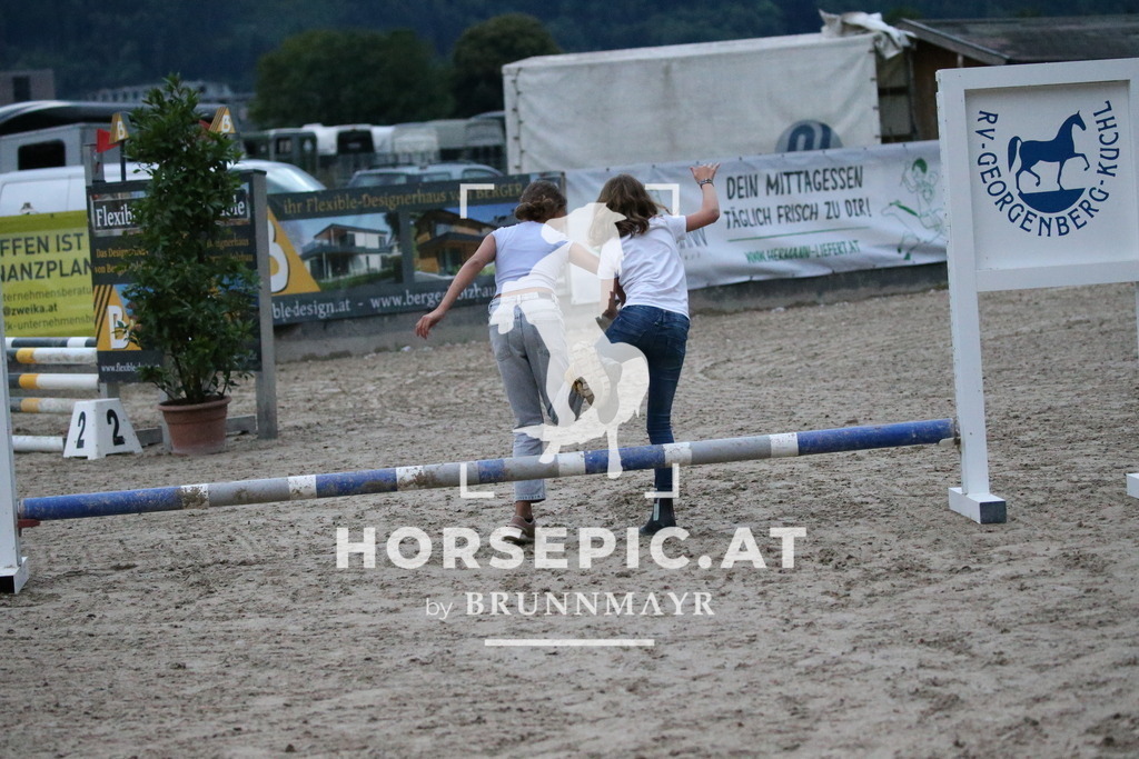 DL2Q0442 | Willkommen bei Brunnmayr - Design & Fotografie – Ihrem Spezialisten für Reitturniere und Pferdeveranstaltungen in Oberösterreich, Salzburg und Bayern! Seit über 17 Jahren sind wir leidenschaftlich dabei.