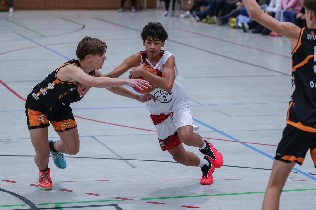 JBBL BAYER GIANTS vs Young Lions Wuppertal-98 | Fotos von Basketballspielen aus dem Raum NRW fotografiert von Gero Mueller-Laschet und Daniel Schaefer - Realisiert mit Pictrs.com