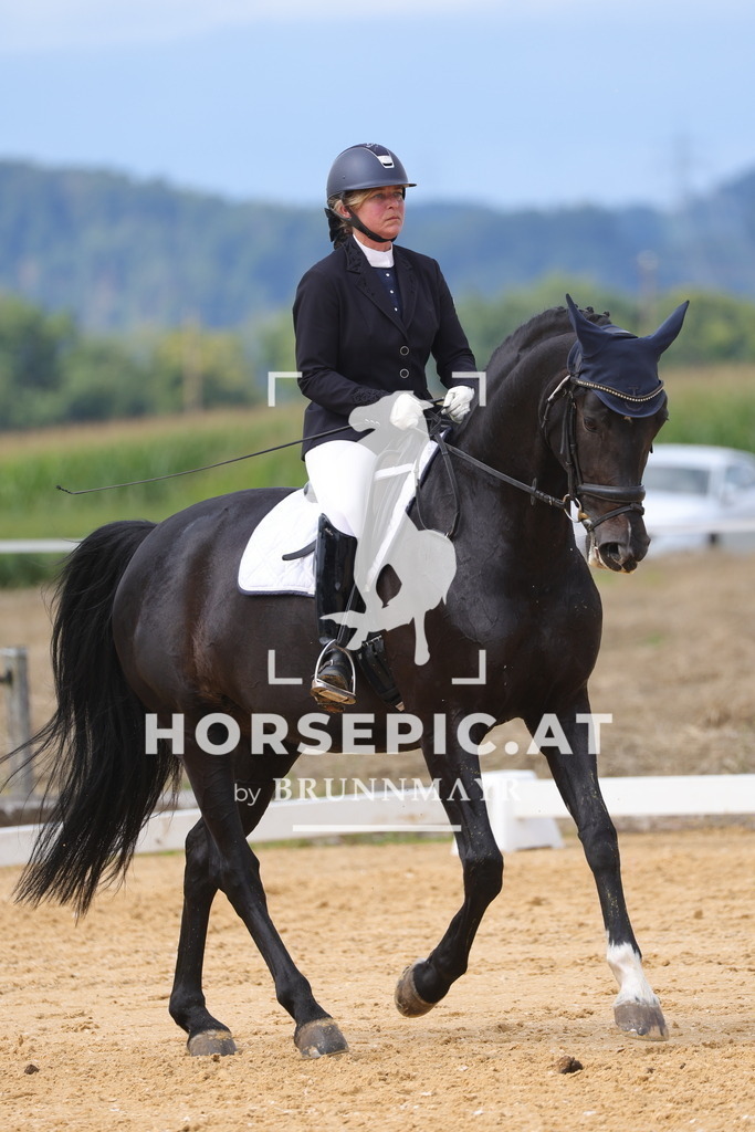 0P6A5494 | Willkommen bei Brunnmayr - Design & Fotografie – Ihrem Spezialisten für Reitturniere und Pferdeveranstaltungen in Oberösterreich, Salzburg und Bayern! Seit über 17 Jahren sind wir leidenschaftlich dabei.